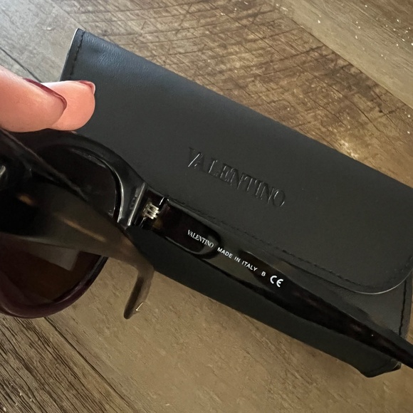 Valentino sunglasses - Picture 4 of 4